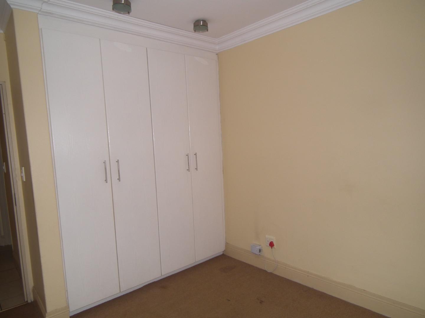 608585_247_Kent_Vacant_010.JPG