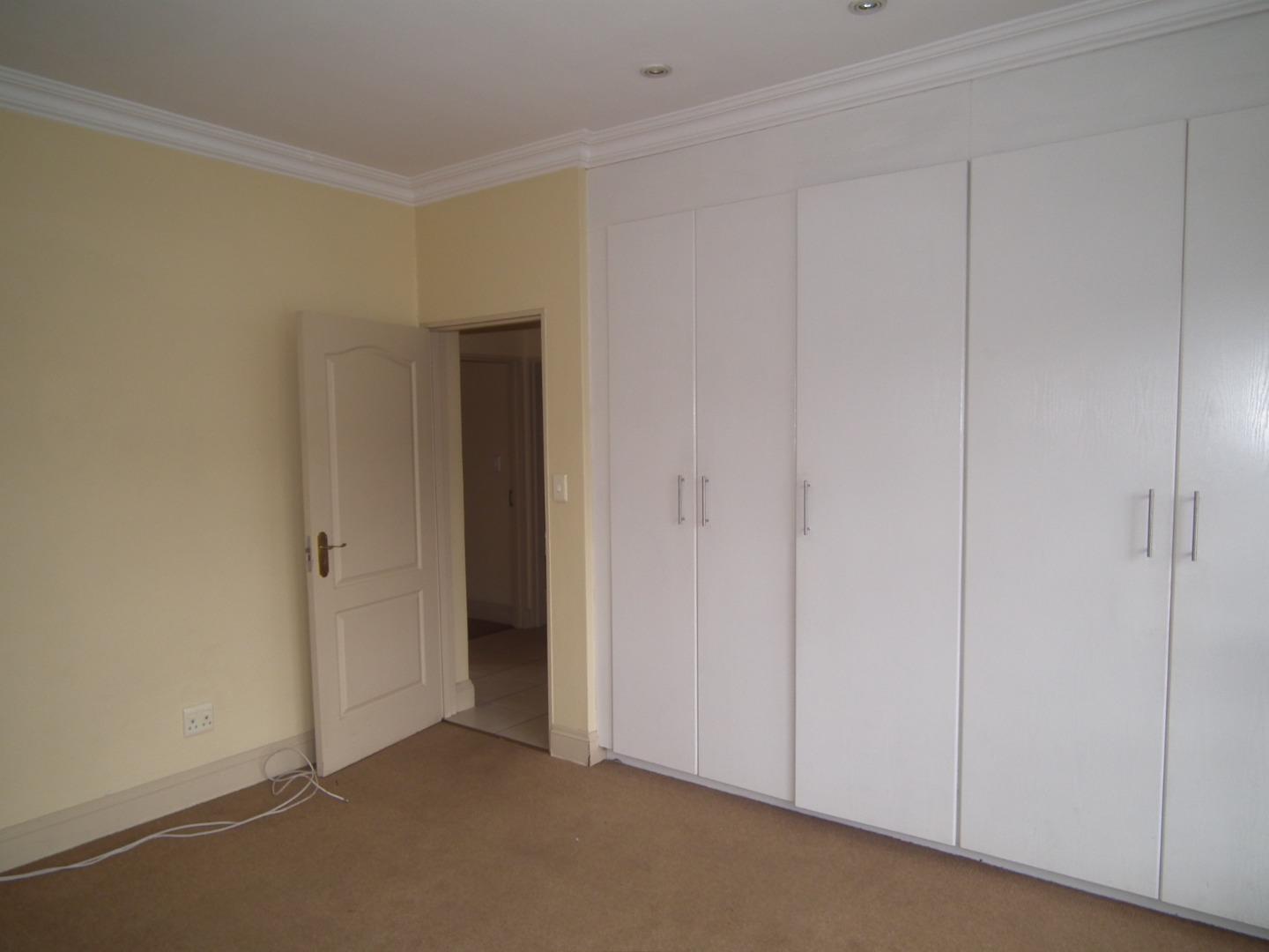 608585_247_Kent_Vacant_012.JPG