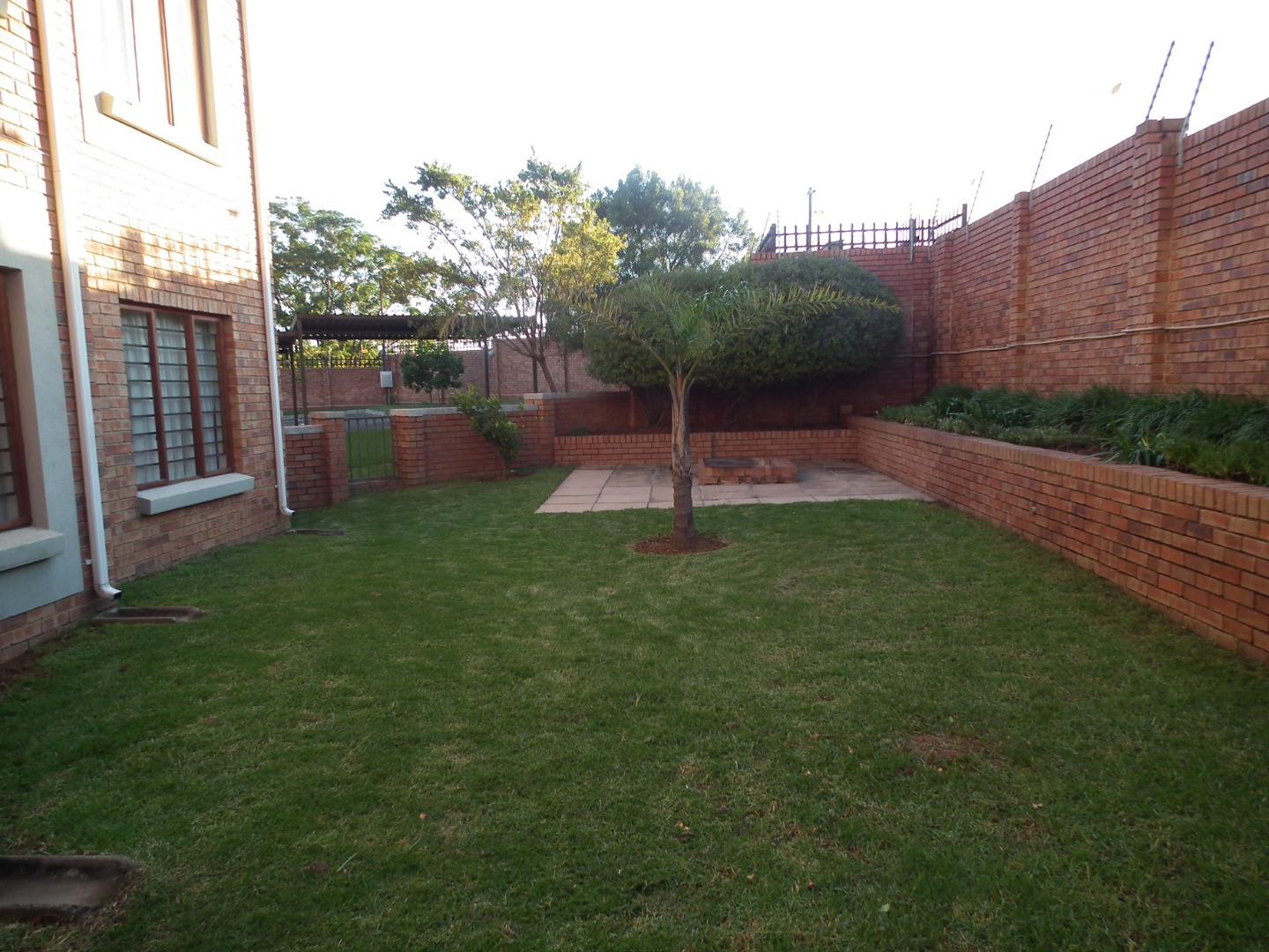 732311_16_Enfield_leeg_016.JPG