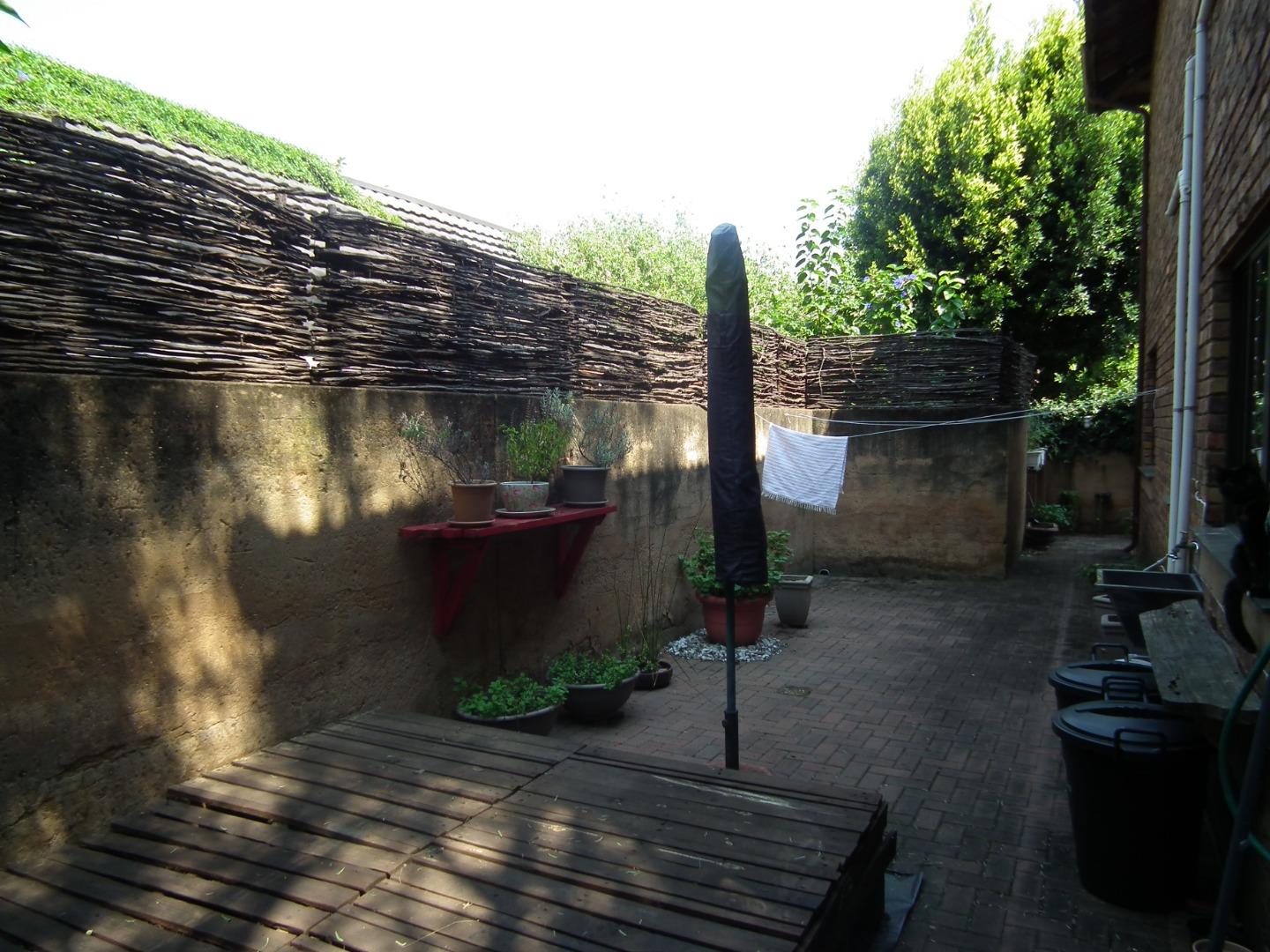739848_189_B_Main_011.JPG